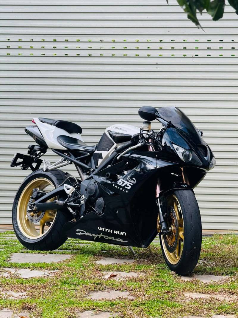 Sale Model year 2012