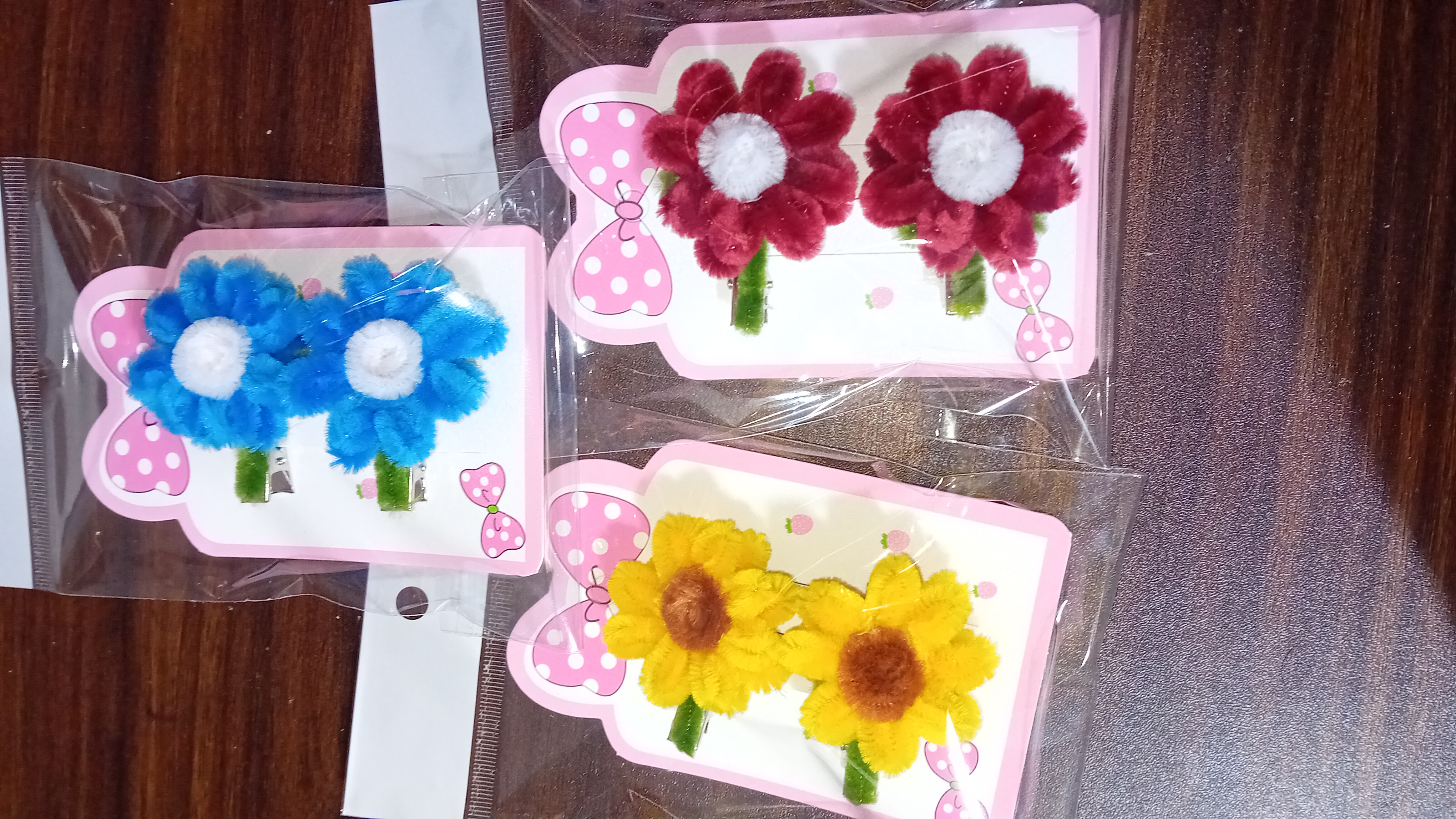 Hair clips