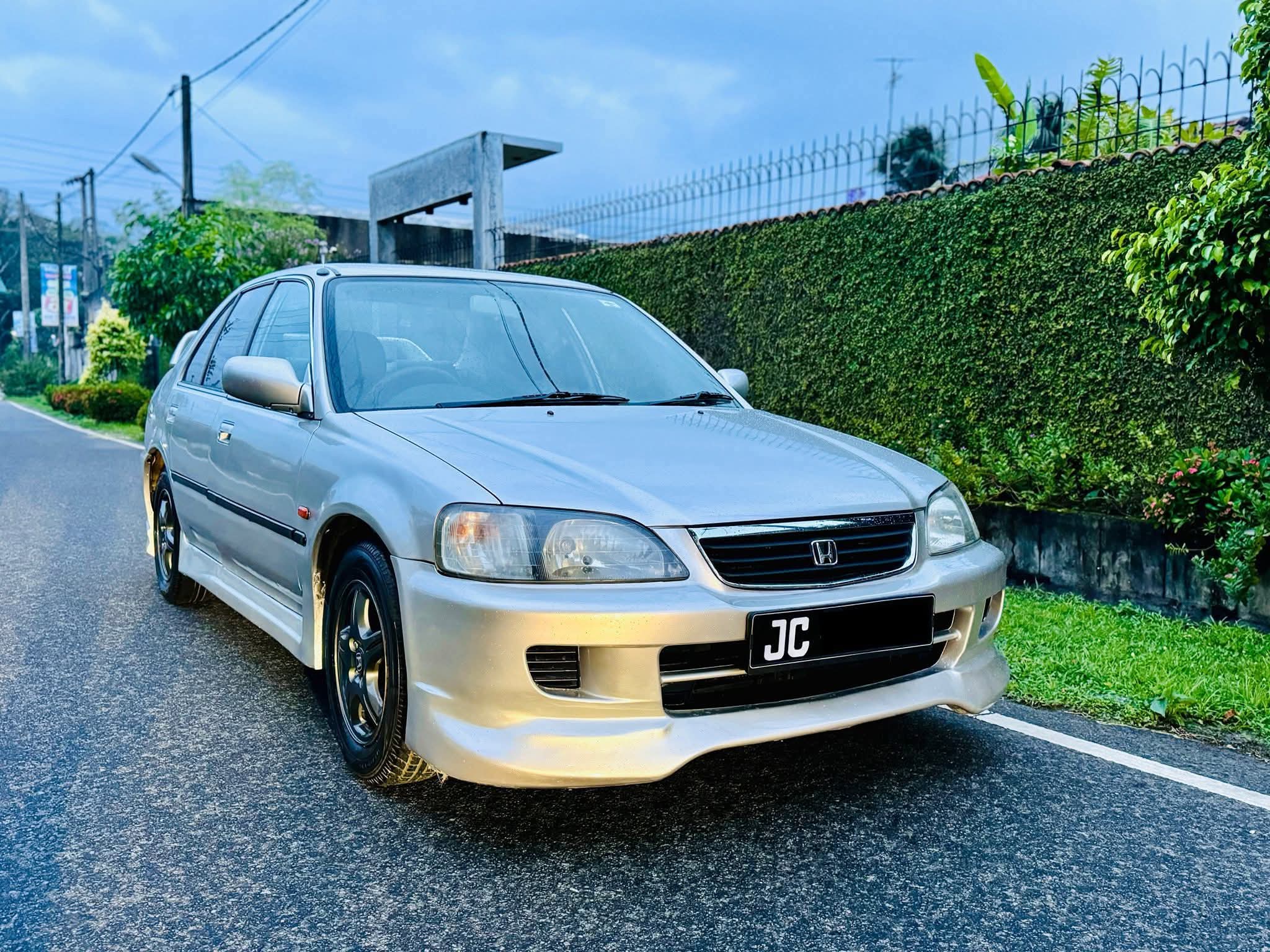 HONDA V-Tec Automatic Car