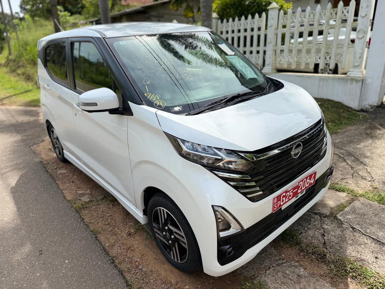 Nissan Dayz Hhghway Star X