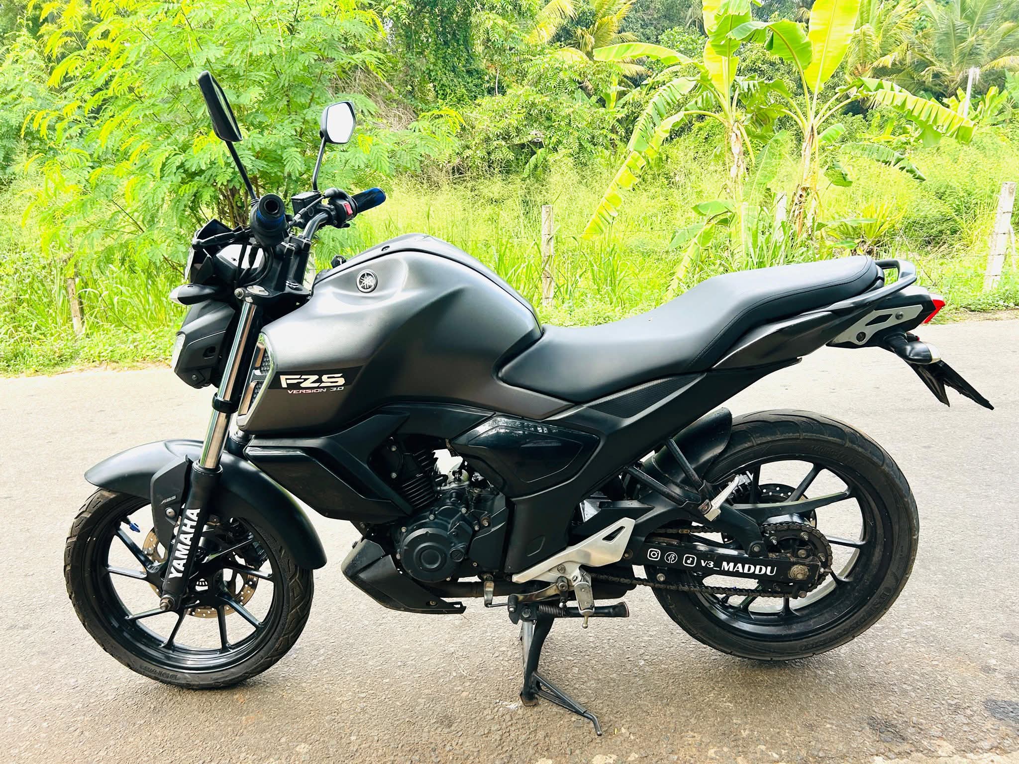 Yamaha Fz v3s