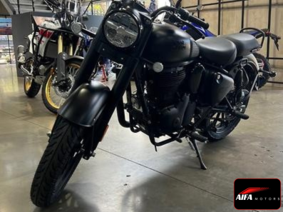Royal Enfield Classic 350 2025 Brand New Stealth Black