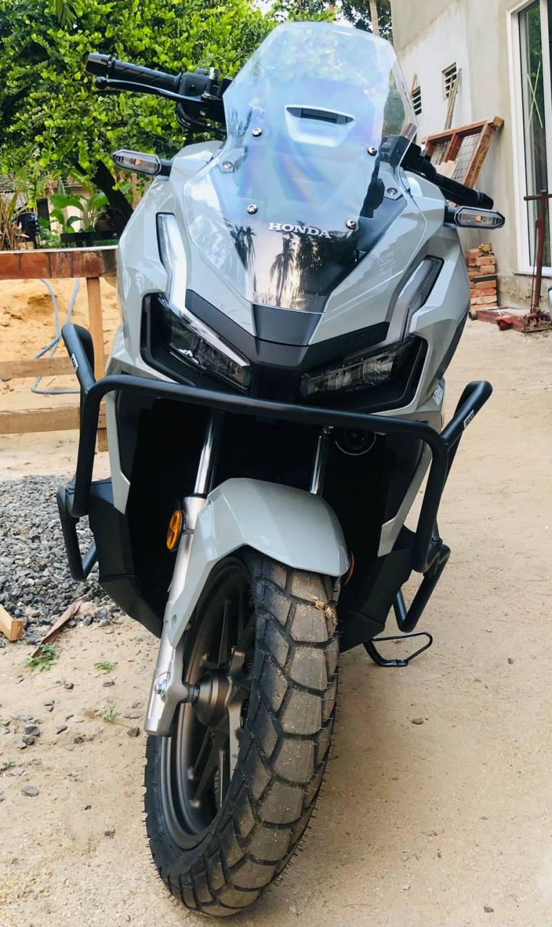 Honda ADV 160 2025 Brand New Smokey Gray