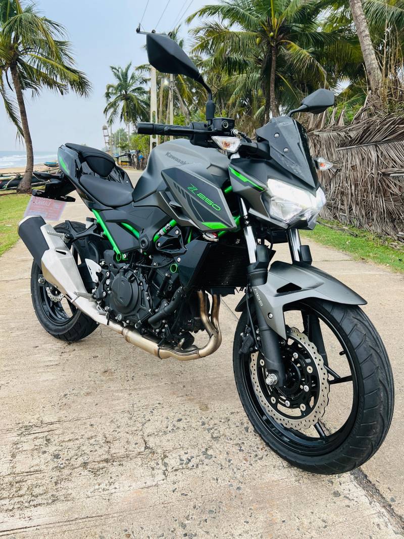 Kawasaki Z 250 2025 Brand New Japan