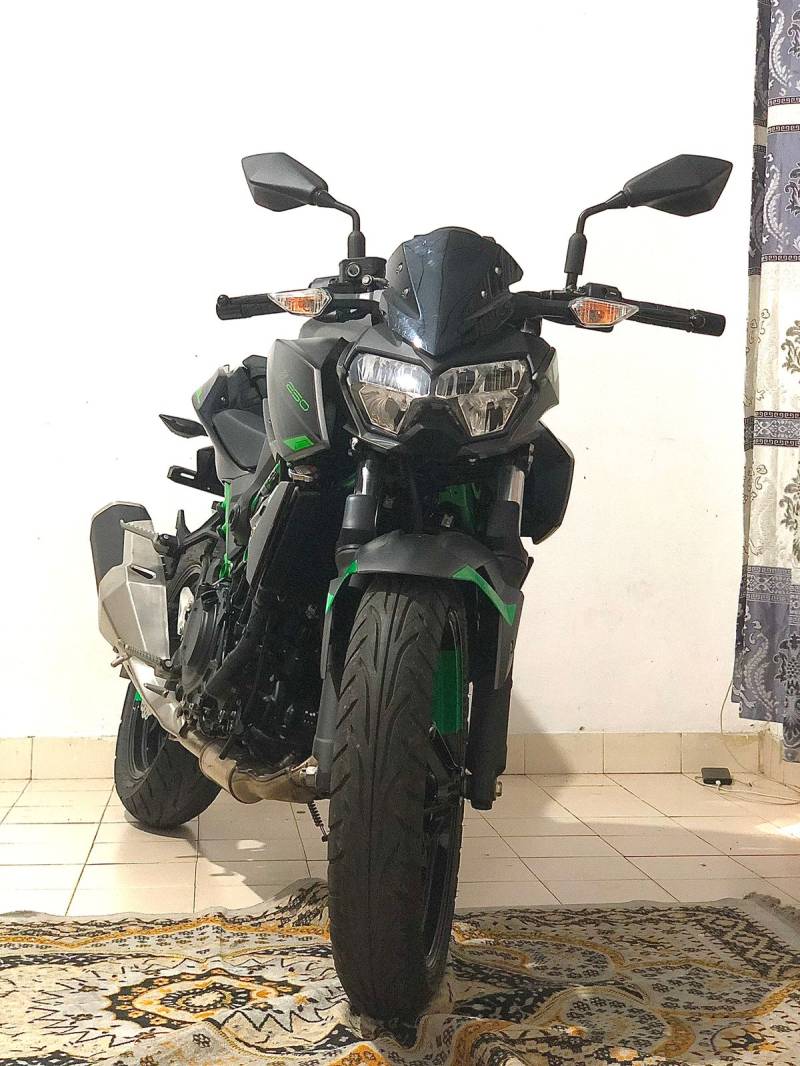 Kawazaki Z250 2025 Brand New