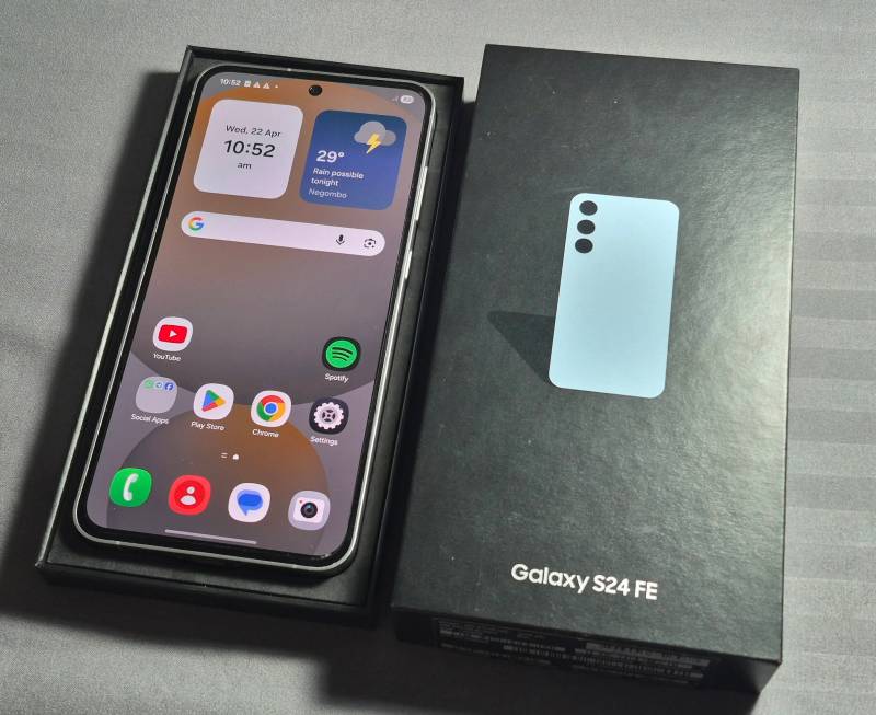 SAMSUNG GALAXY S24 FE